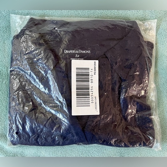 NWT Drapers & Damons Essential V-Neck Polo Tank. Navy. 1x. - Picture 3 of 4